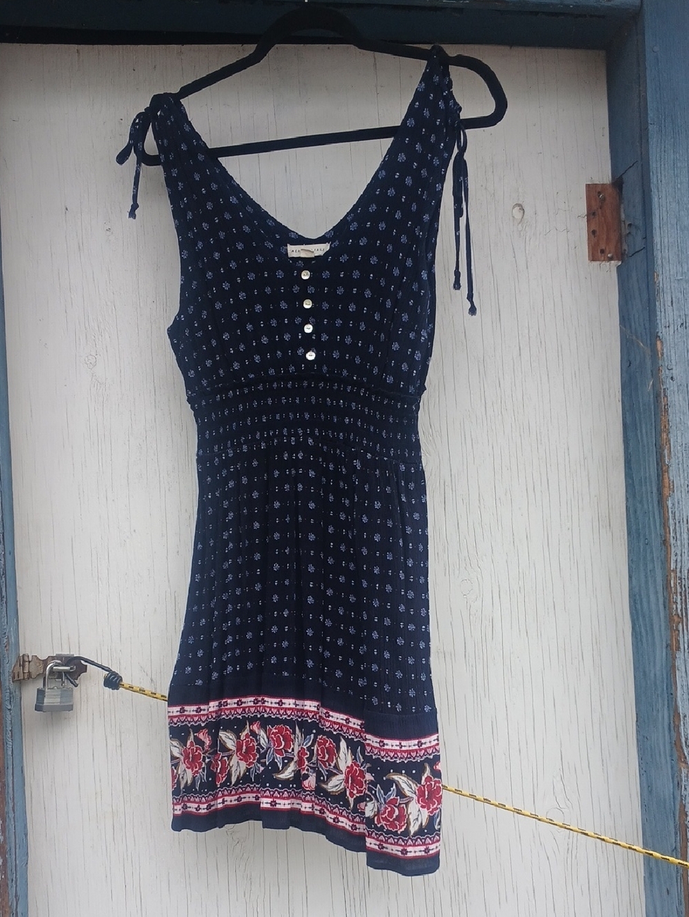 Aeropostale Navy Floral Dot Button-Front Tank